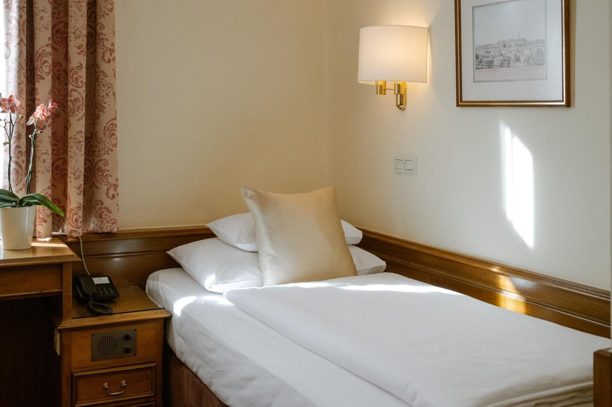 Hotel City Central 4* Wien
